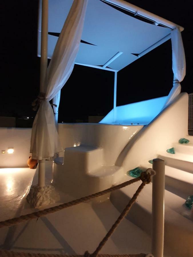 Astrea Suites Feggaropetra Cave House Fíra Kültér fotó